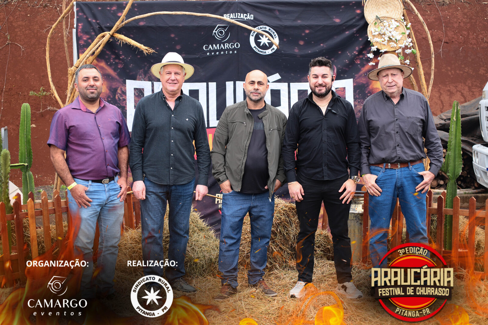 Grupo de amigos no festival